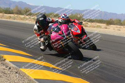 media/Oct-08-2022-SoCal Trackdays (Sat) [[1fc3beec89]]/Turn 7 Inside (145pm)/